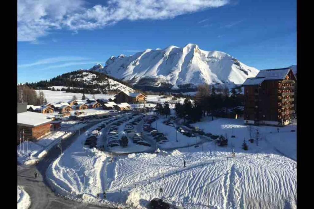 Appartement Superdevoluy 28M2 Au Pied Des Pistes 9Eme Etage Saint-Étienne-en-Dévoluy エクステリア 写真